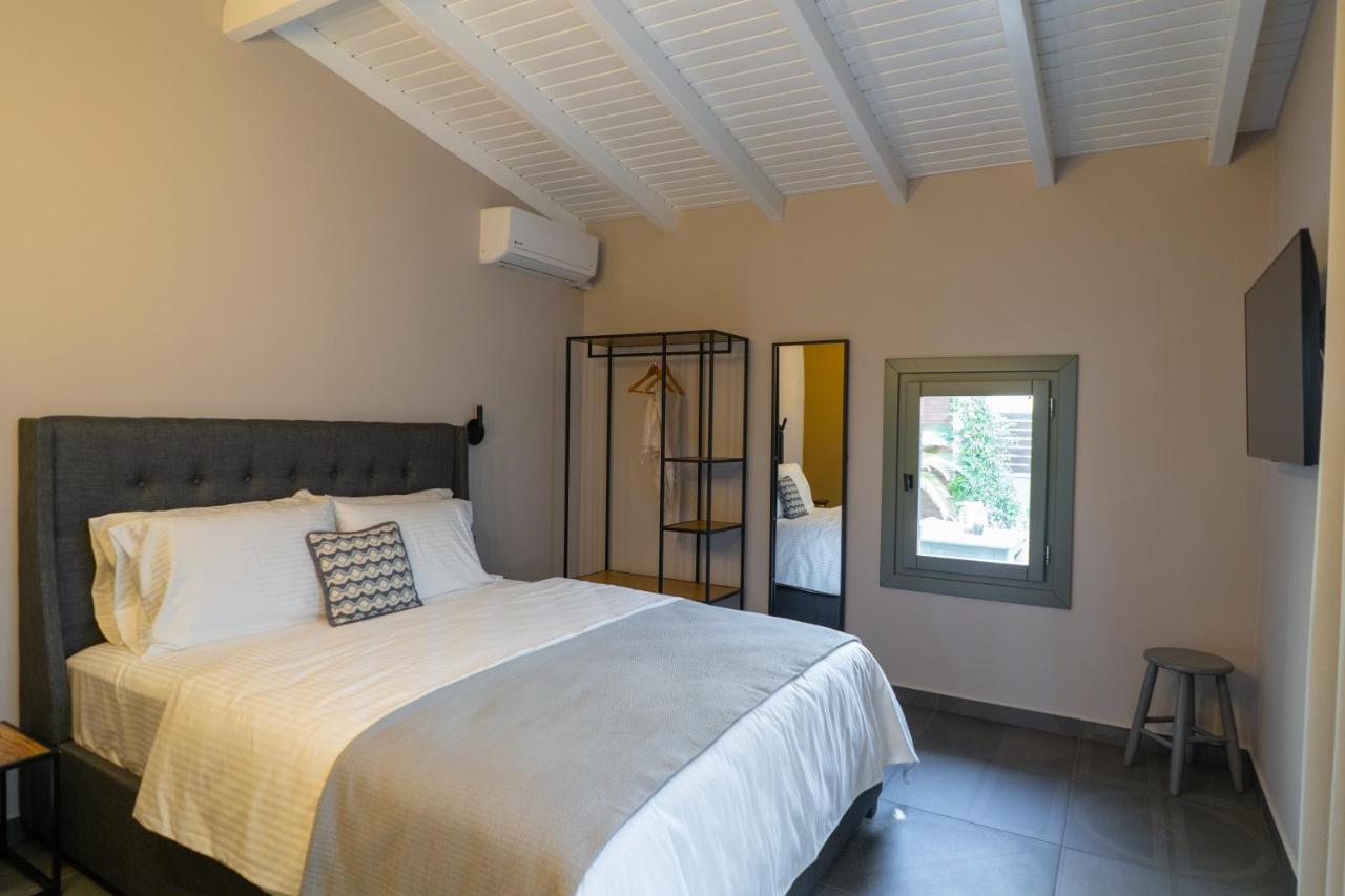 Seafront Karma Luxury - An Escape From Reality Villa กาโตกัตซา ภายนอก รูปภาพ