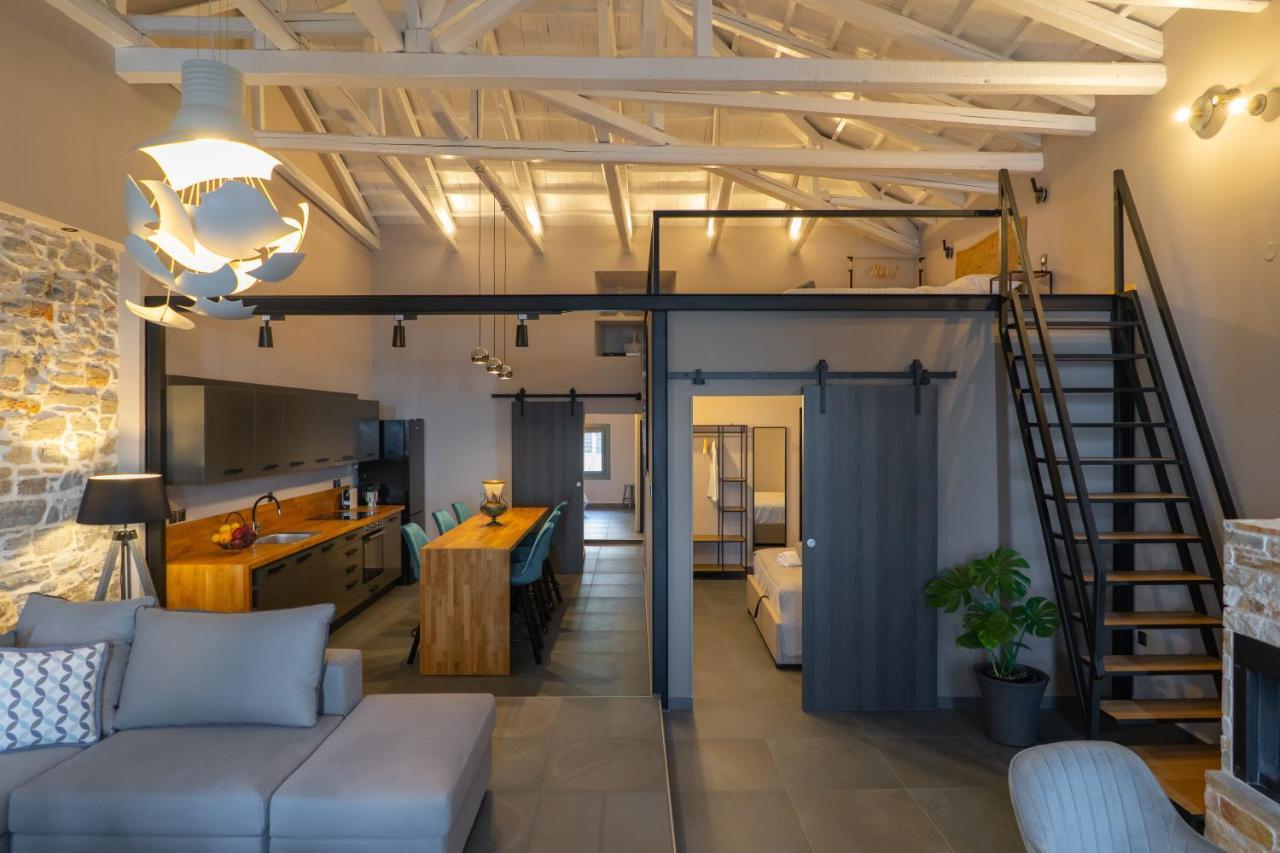 Seafront Karma Luxury - An Escape From Reality Villa กาโตกัตซา ภายนอก รูปภาพ